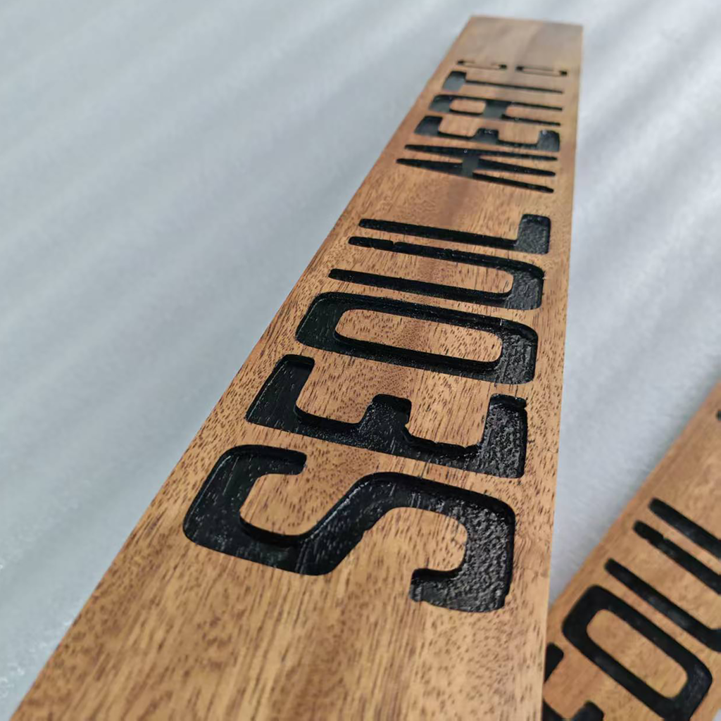 Elegant office wall reception signs custom wooden plate sign with painted letters indoor sign decors