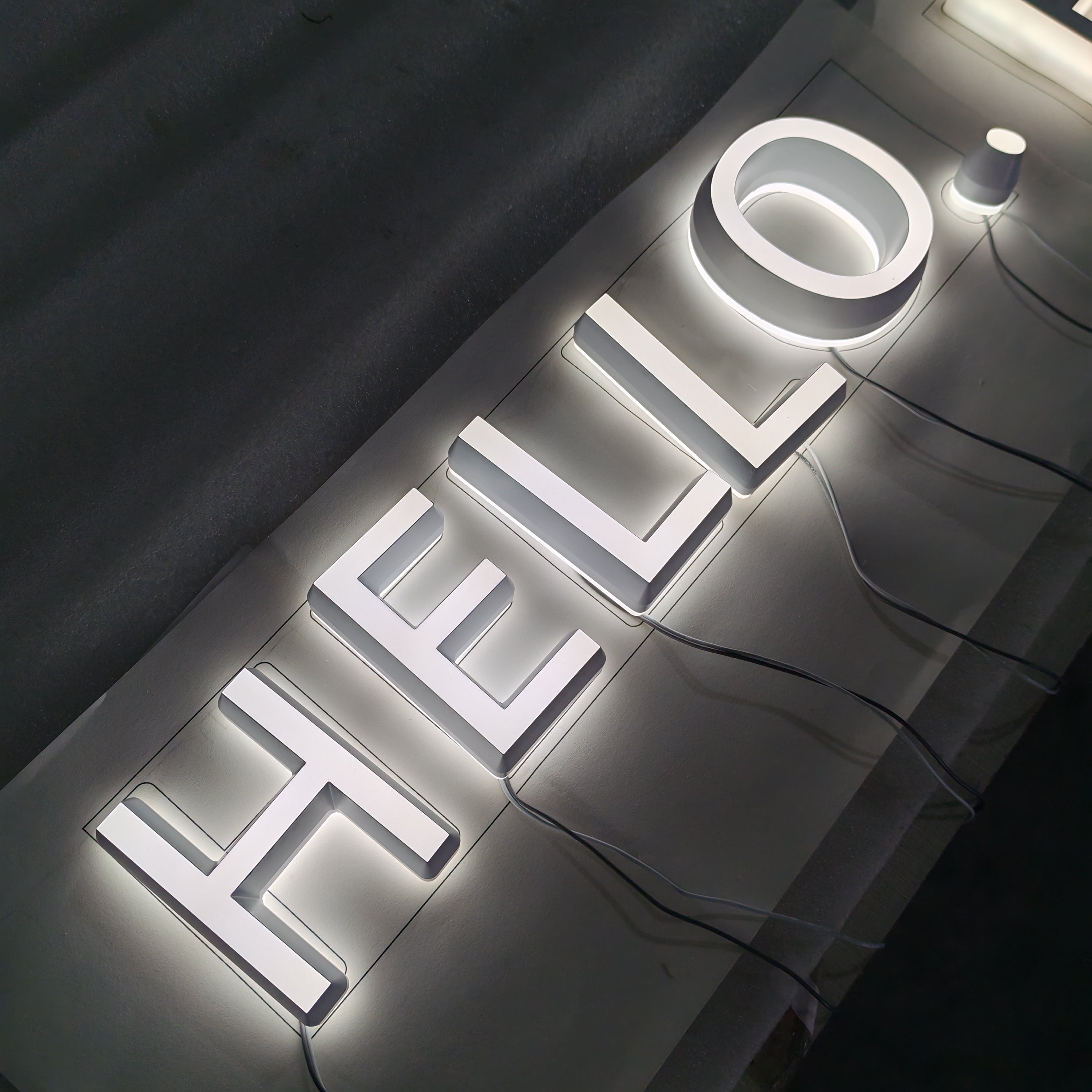 Custom LED 3D Acrylic Cut Letters Salon Shop Indoor Reception Wall Double-Sided Illuminated Signs