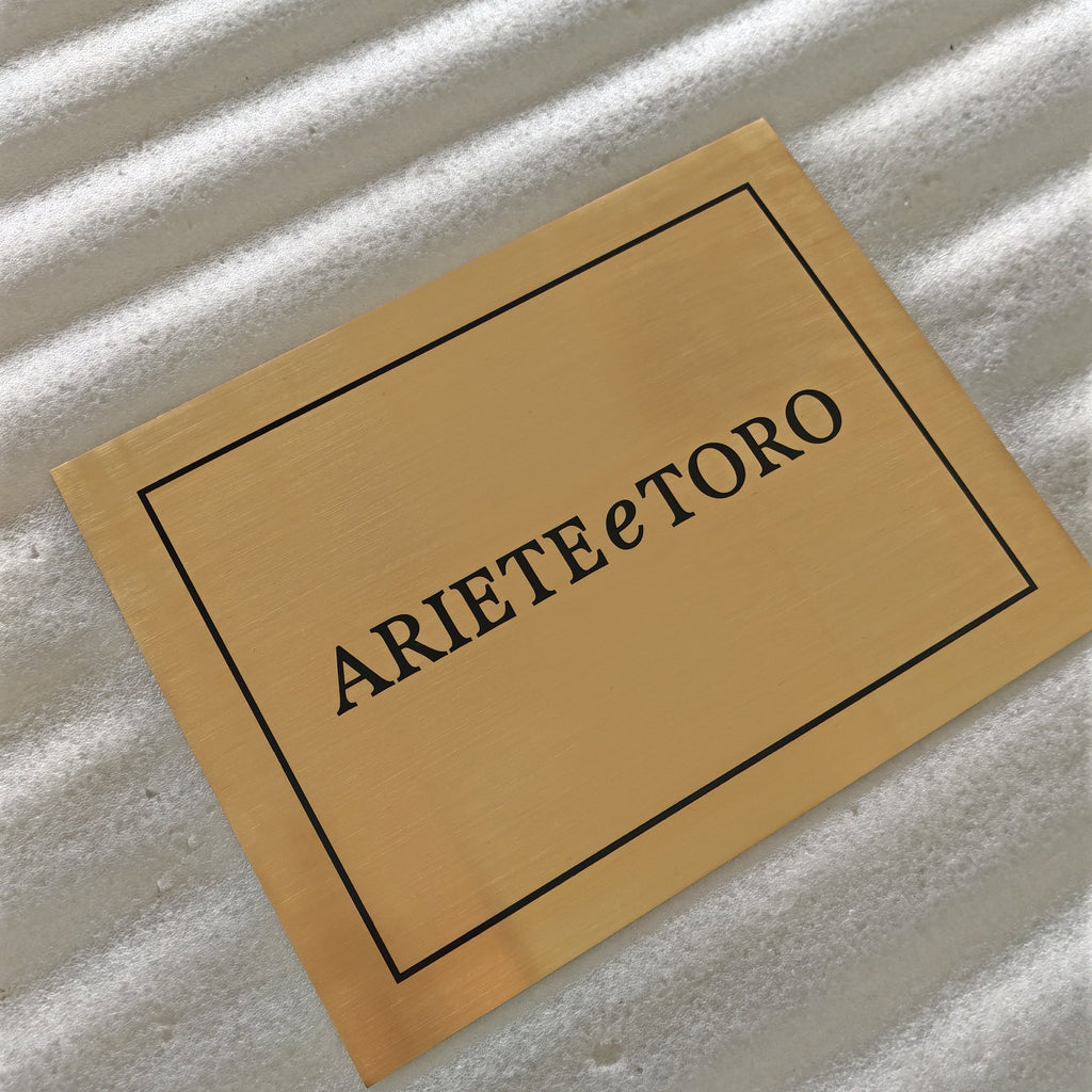 Customized Stainless Steel Door Front Sign Metal Plate Etched Plaque Sign with Gold Brush Finish Exterior Building Name Display
