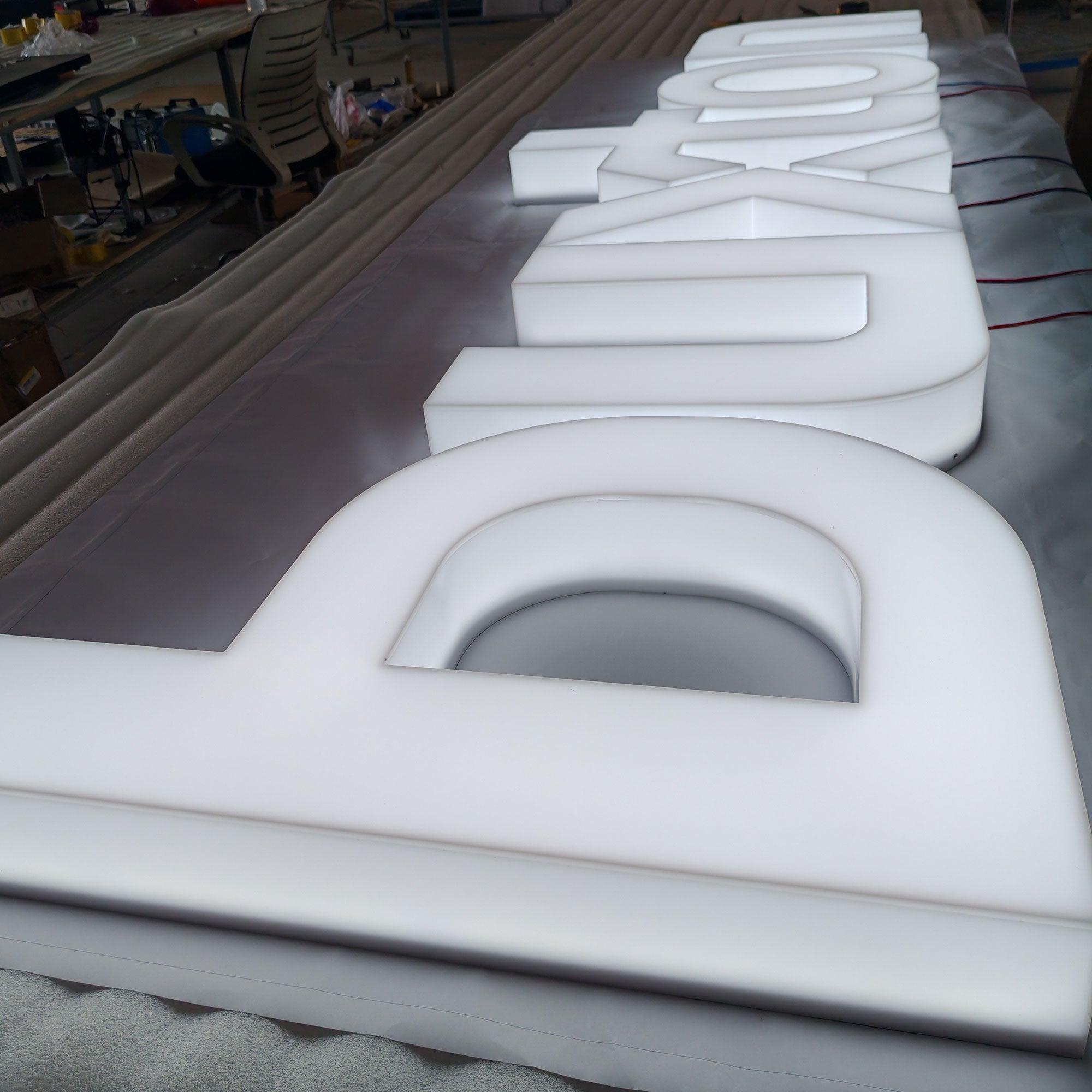 Custom Shop Front Attractive LED Acrylic Letters Company Full Illuminated Channel Letters Sign