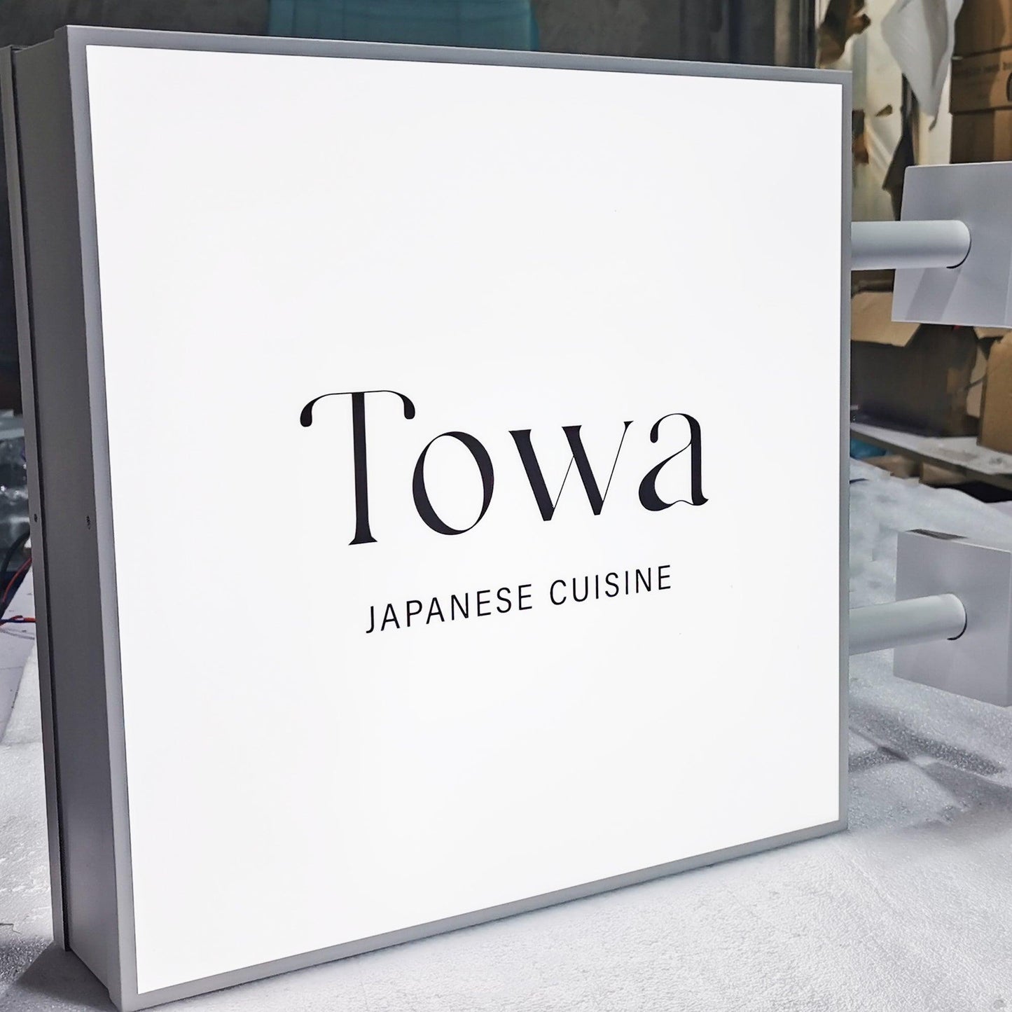 Durable Light Boxes Outdoor Illuminated Blade Sign Shop Front Hanging Metal Led Light Box Sign