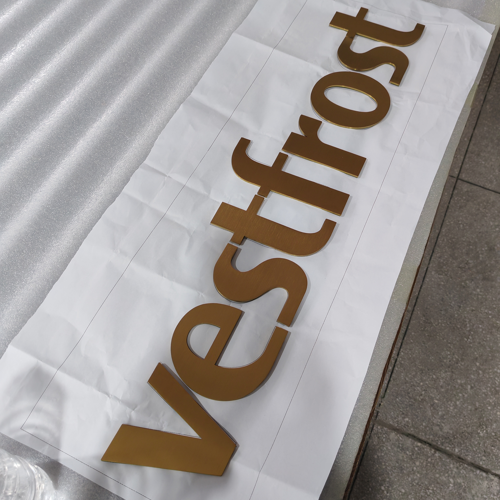 3D Solid Metal Sign Letters Laser Cutting Gold Brushed Letters Company Advertising Interior Stainless Steel Sign