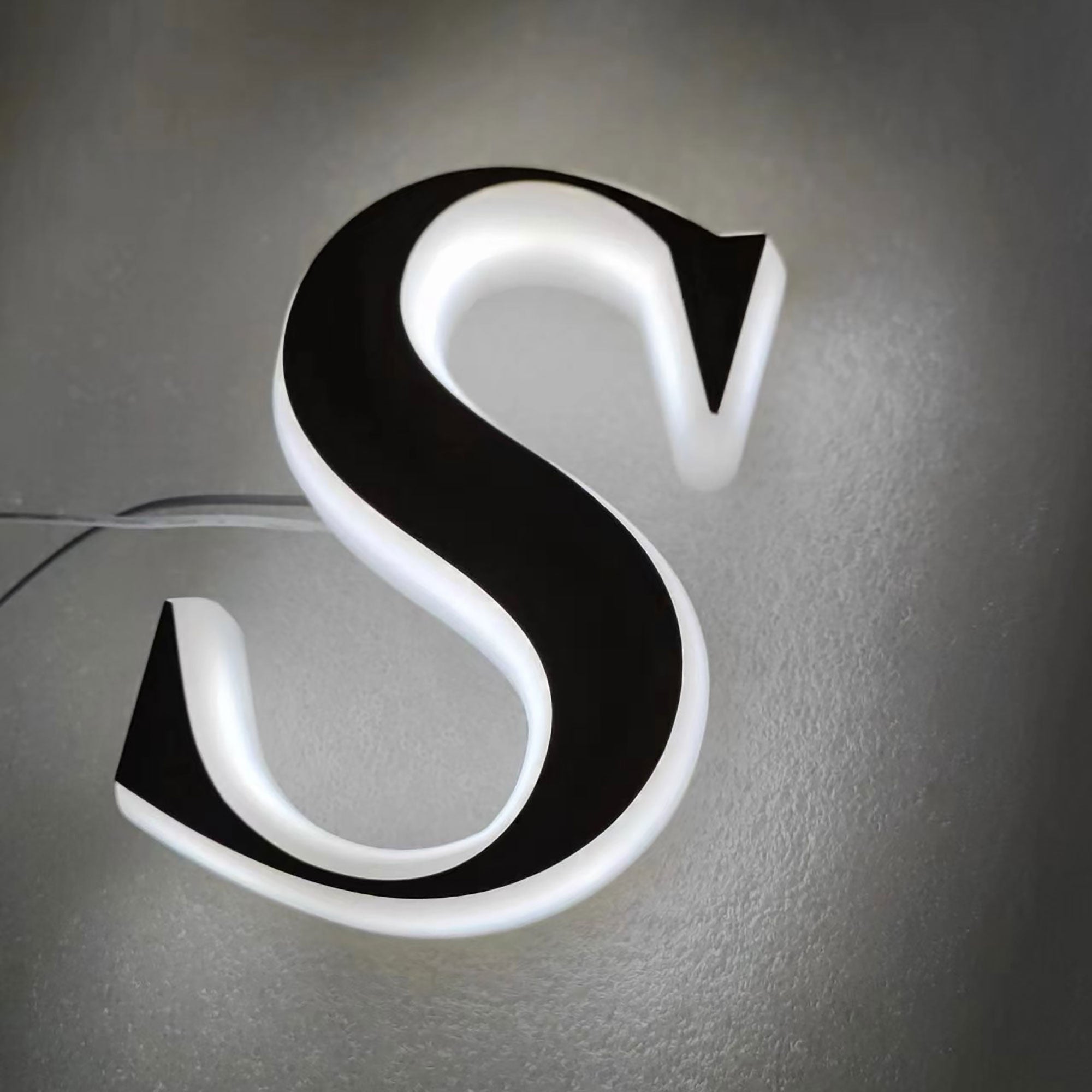 Personalized 3D Acrylic Letter Signs LED Illuminated Logo Company Name Edge Lit Letters Sign