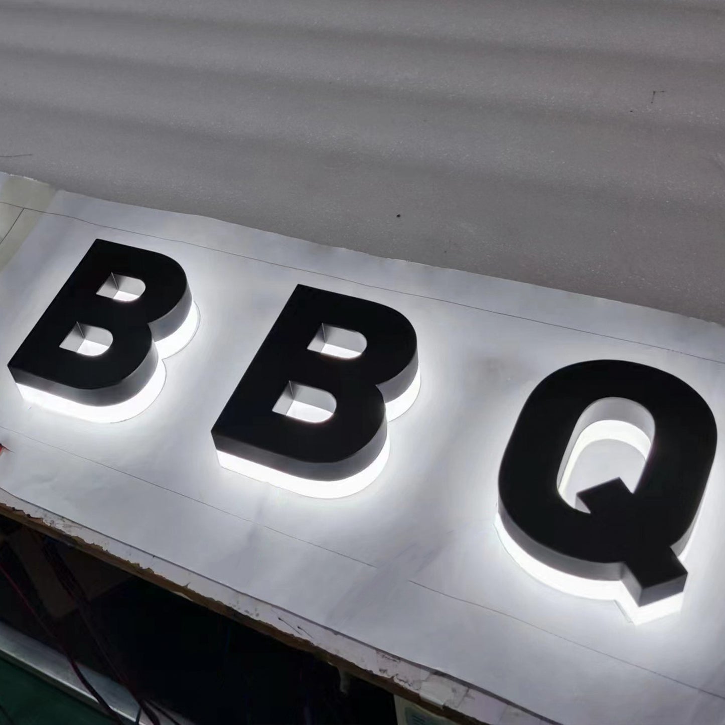 Custom 3D LED backlit stainless steel reverse channel letters exterior company decoration halo lighting logo sign