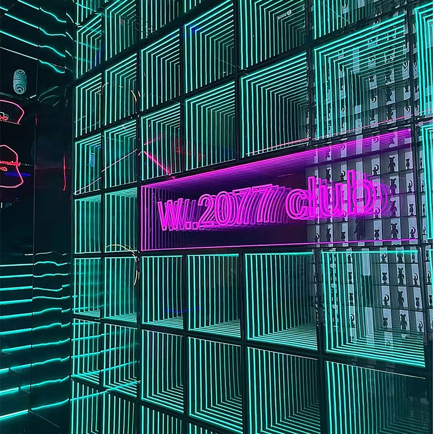 Custom Design Wall Decorative LED Mirror Sign 3D Acrylic Letters Led Infinity Illusion Mirror Reflection Mirror