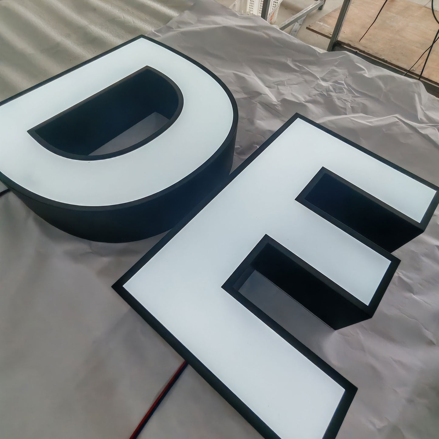 Custom Frontlit Letters Sign Company Reception Lobby 3D Wall Sign Store Front LED Metal Channel Letter Sign