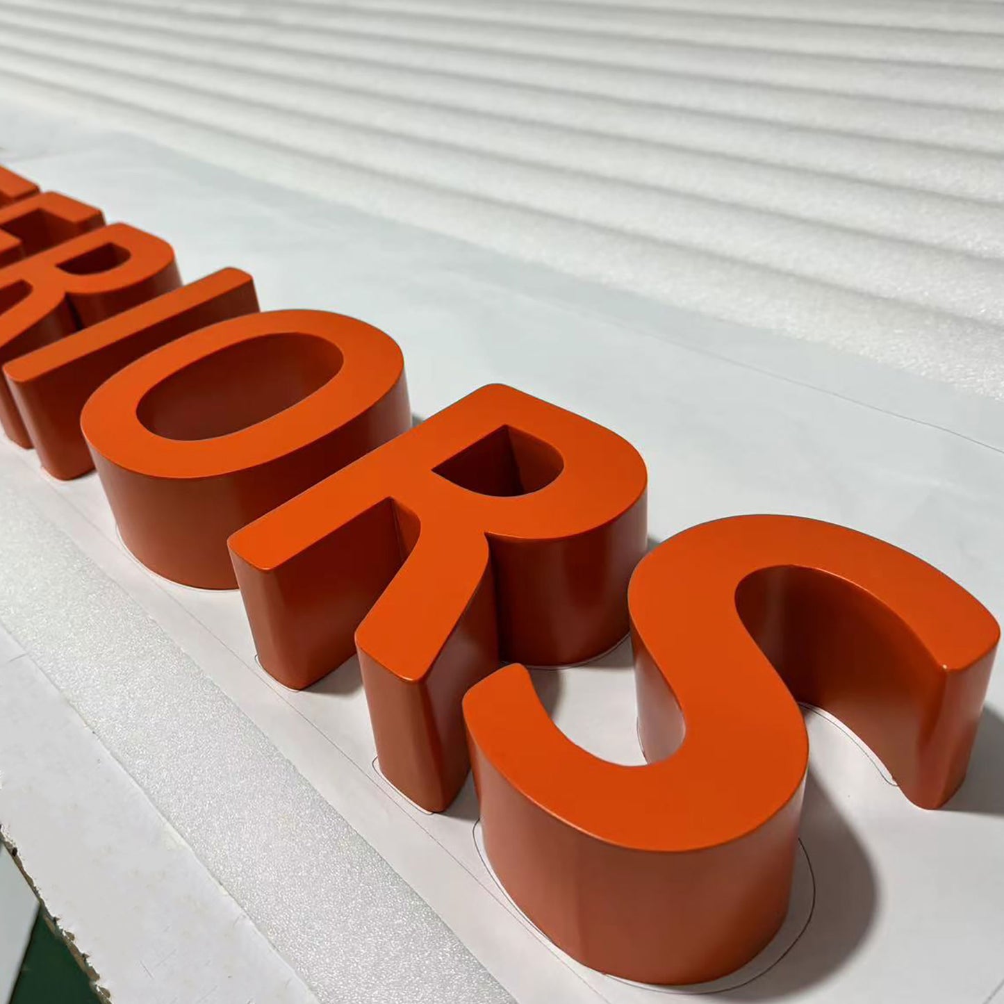 Shopfront Stud Mounted Custom Wall Signs Stainless Steel Channel Letters Powder Coated Non-illuminated 3D Letters