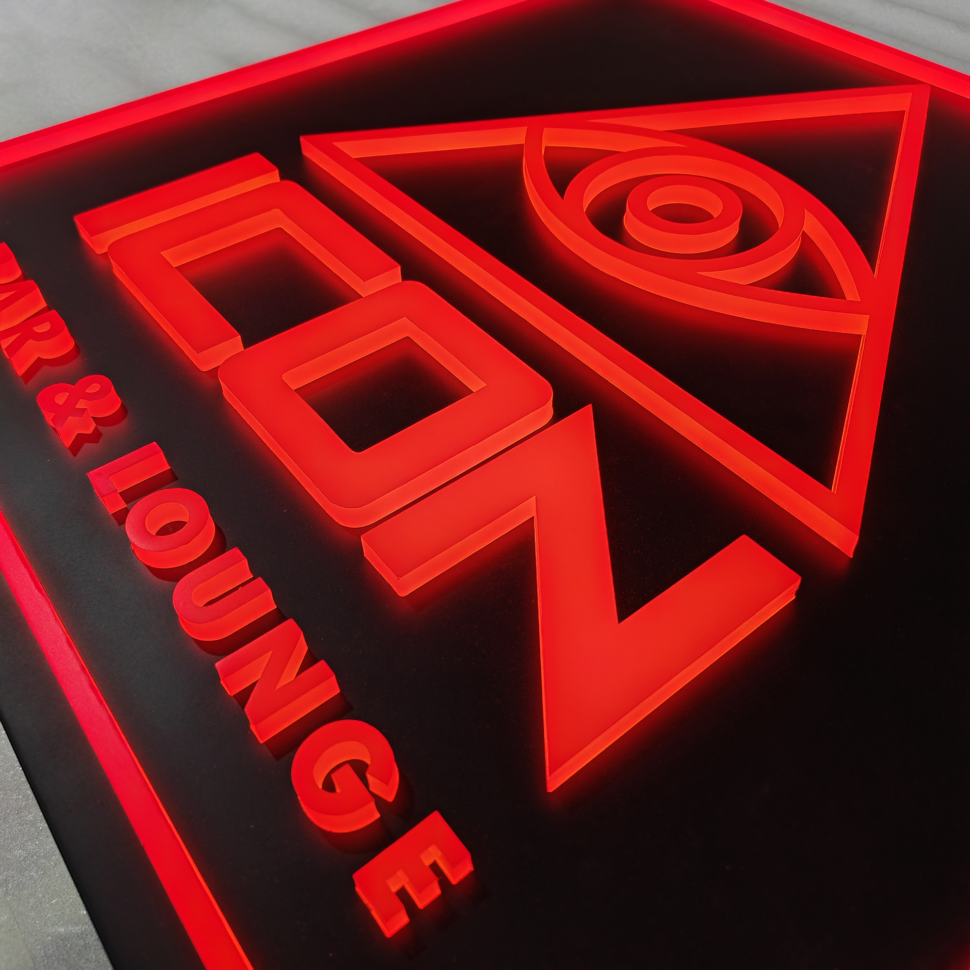 Custom Shop LED Signboard Display Stainless Steel Front-Lit Lightbox Sign for Storefront Branding