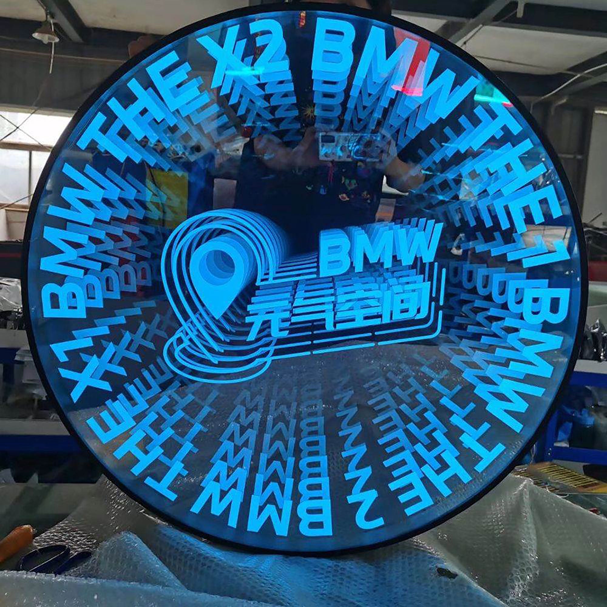 Customized 3D round lightbox wall mounted illuminated sign led infinity mirror light for decor