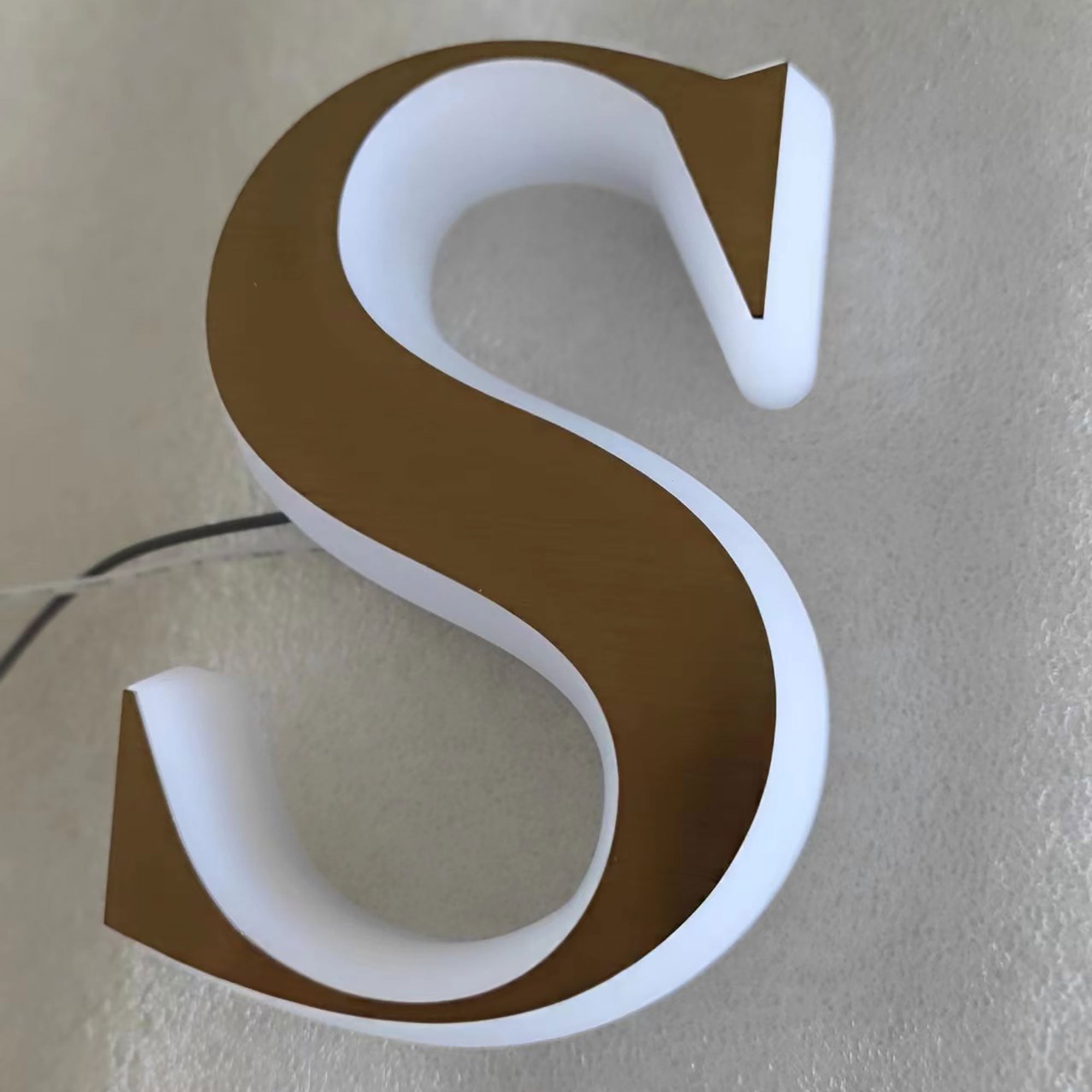 Personalized 3D Acrylic Letter Signs LED Illuminated Logo Company Name Edge Lit Letters Sign
