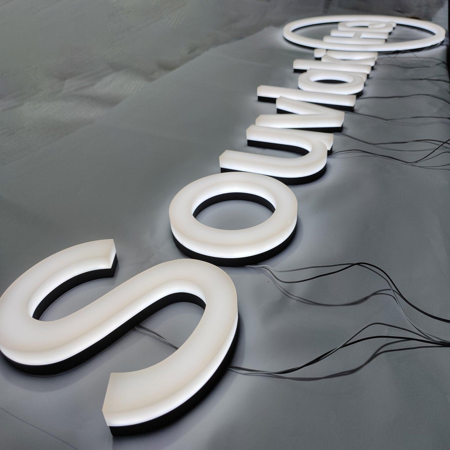 Custom Led 3d Acrylic Letter Sign Advertising Face and Side Lit Signage For Interior Display Shop Sign
