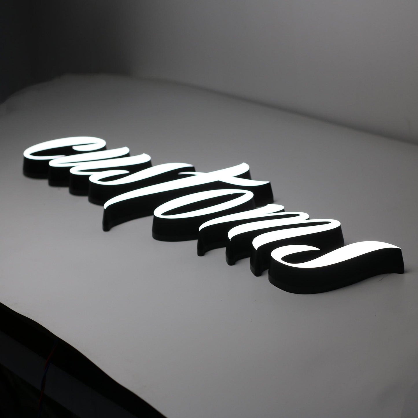 Lighted Words Fabricated Letter Illuminated 3D Business Store Led Sign Shop Front Signs Three Dimensional Acrylic Letters