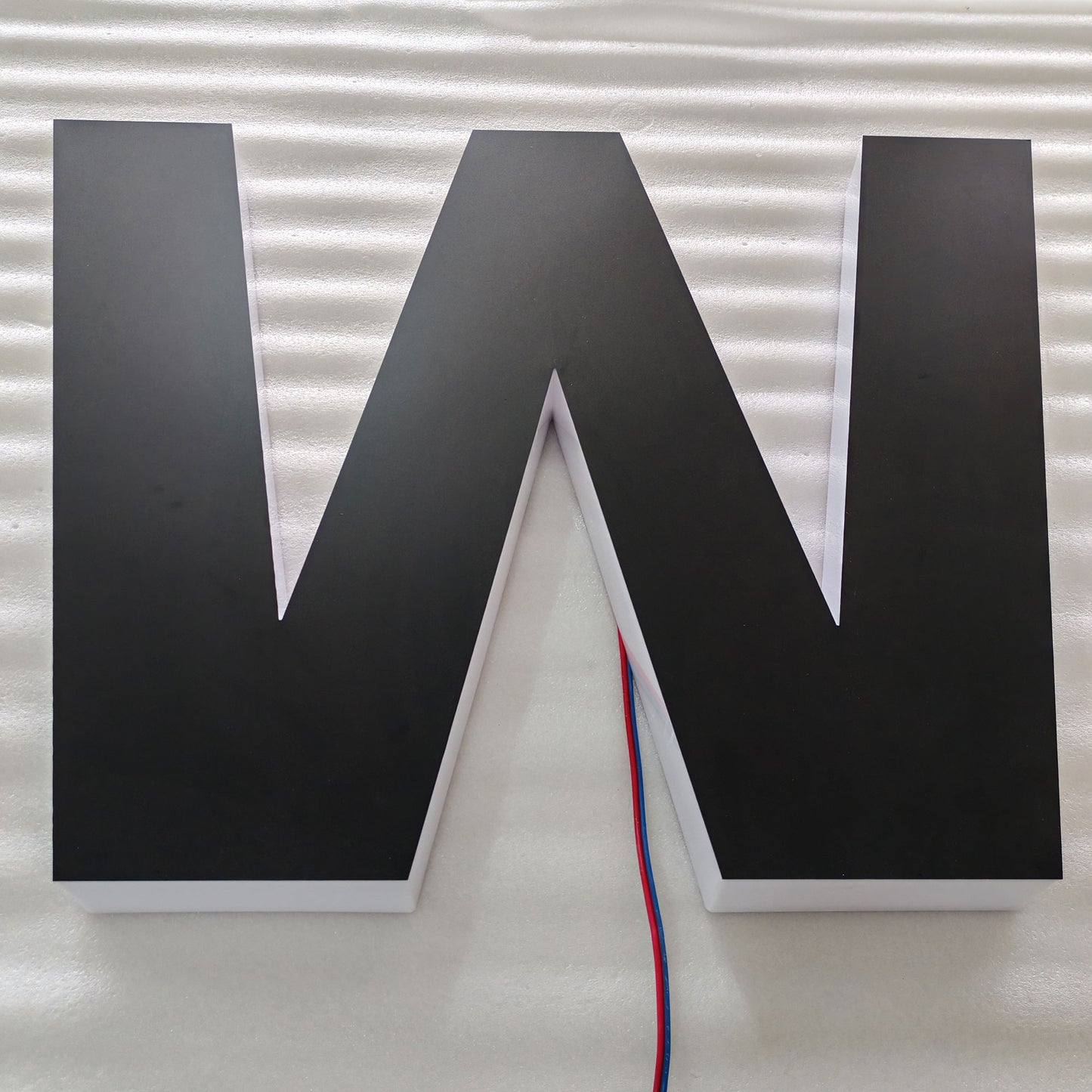 Business Acrylic Channel Letters LED Illuminated Store Front Signs Offices Wall Edge Lit 3D Letters Sign