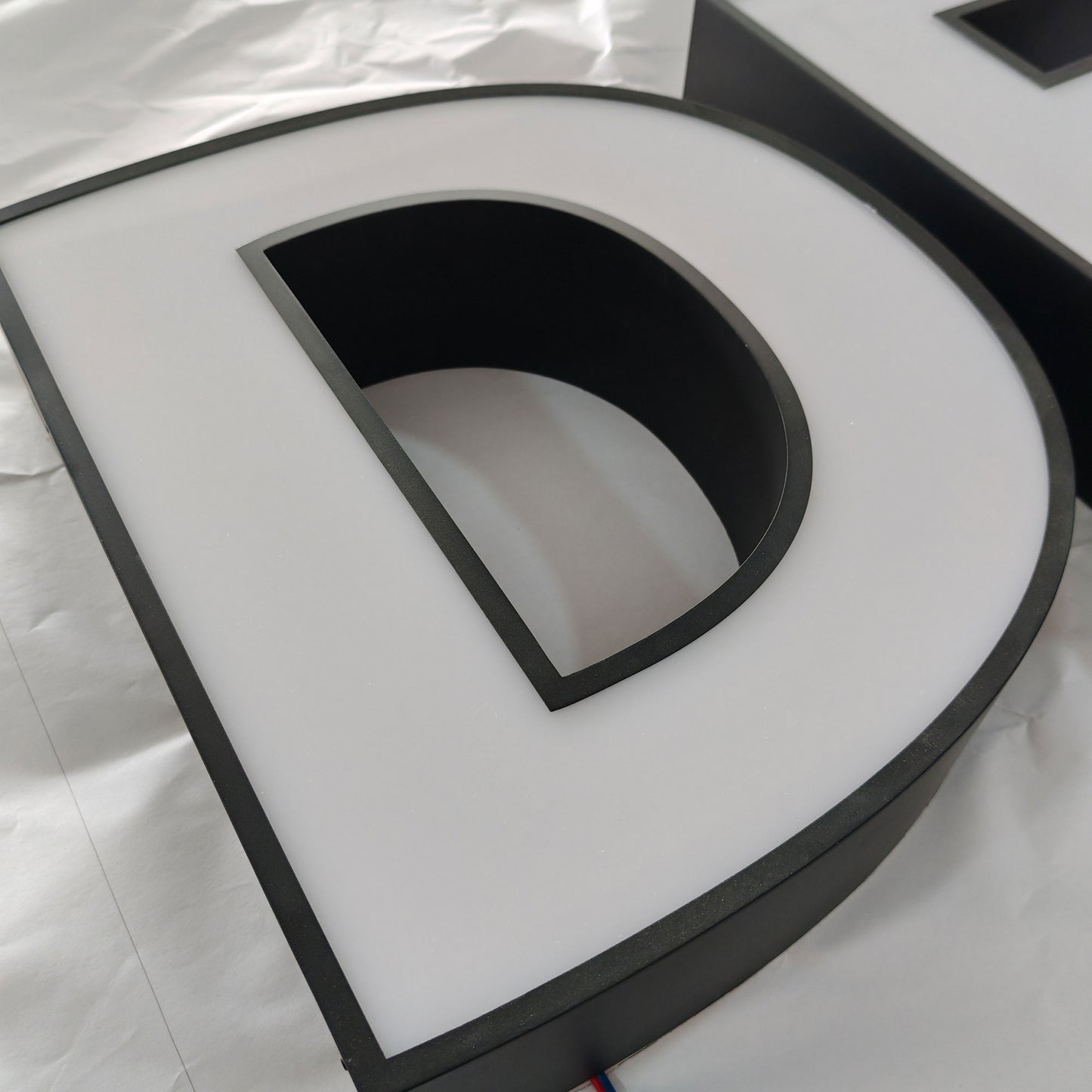 Custom Frontlit Letters Sign Company Reception Lobby 3D Wall Sign Store Front LED Metal Channel Letter Sign