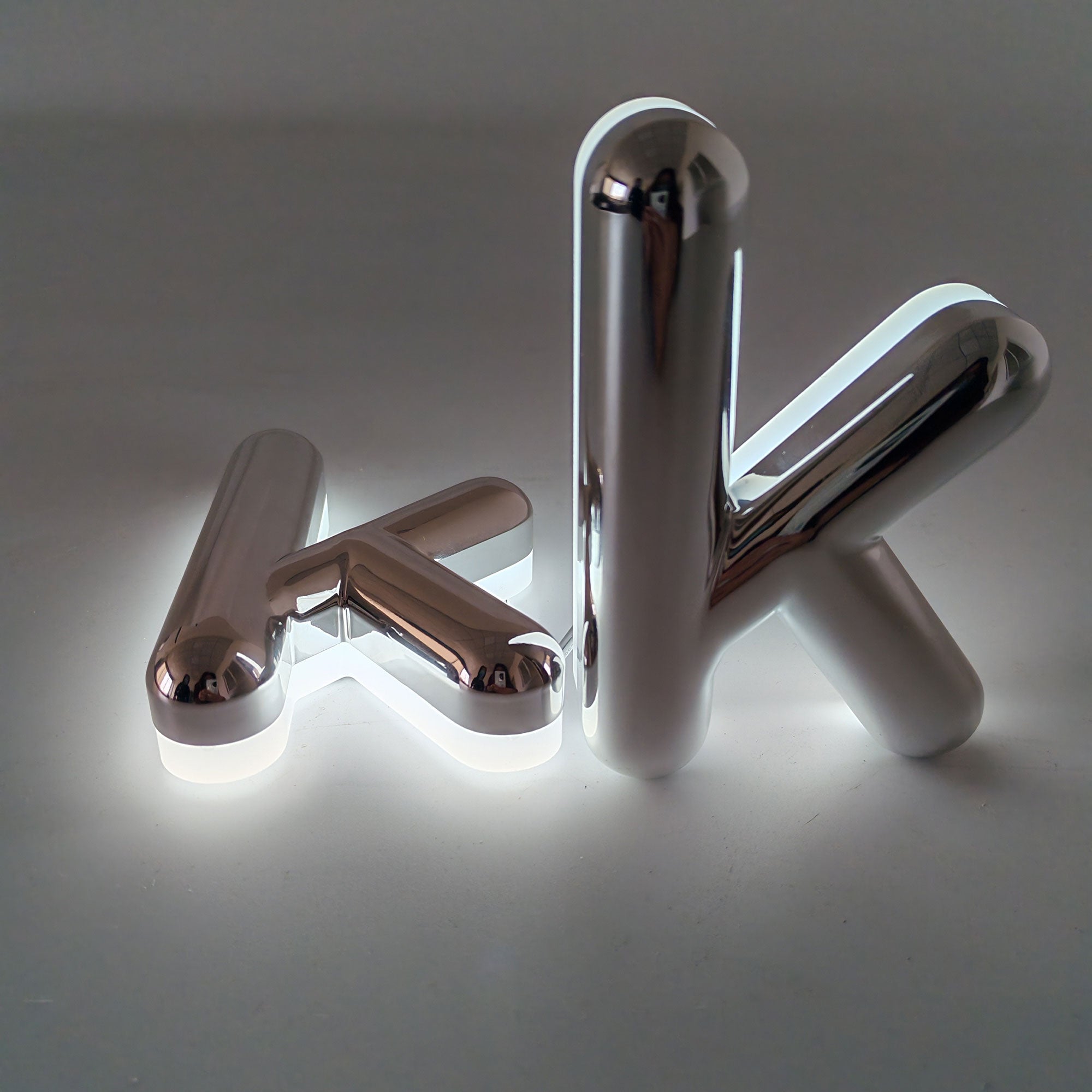 Retail Shop Name Signages 3D Back Illuminated Acrylic Letters with Coating Waterproof Custom Logo Signs