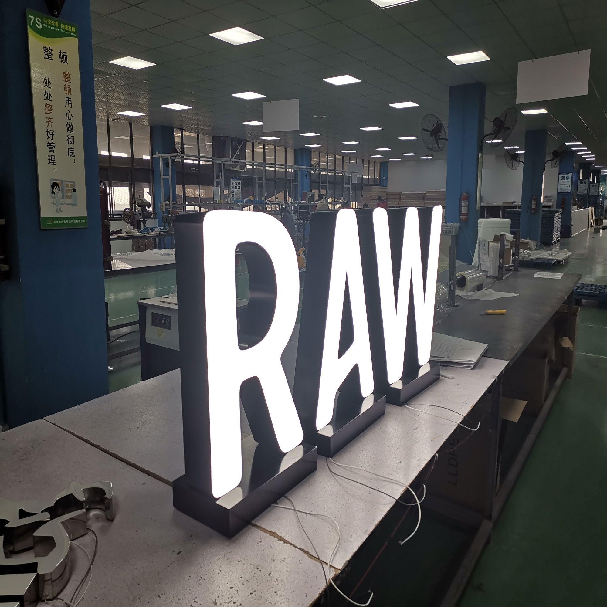 Custom Outdoor 3d Led Channel Letters Sign Giant Large Free Standing Front Illuminated Acrylic Letters Mall Signage
