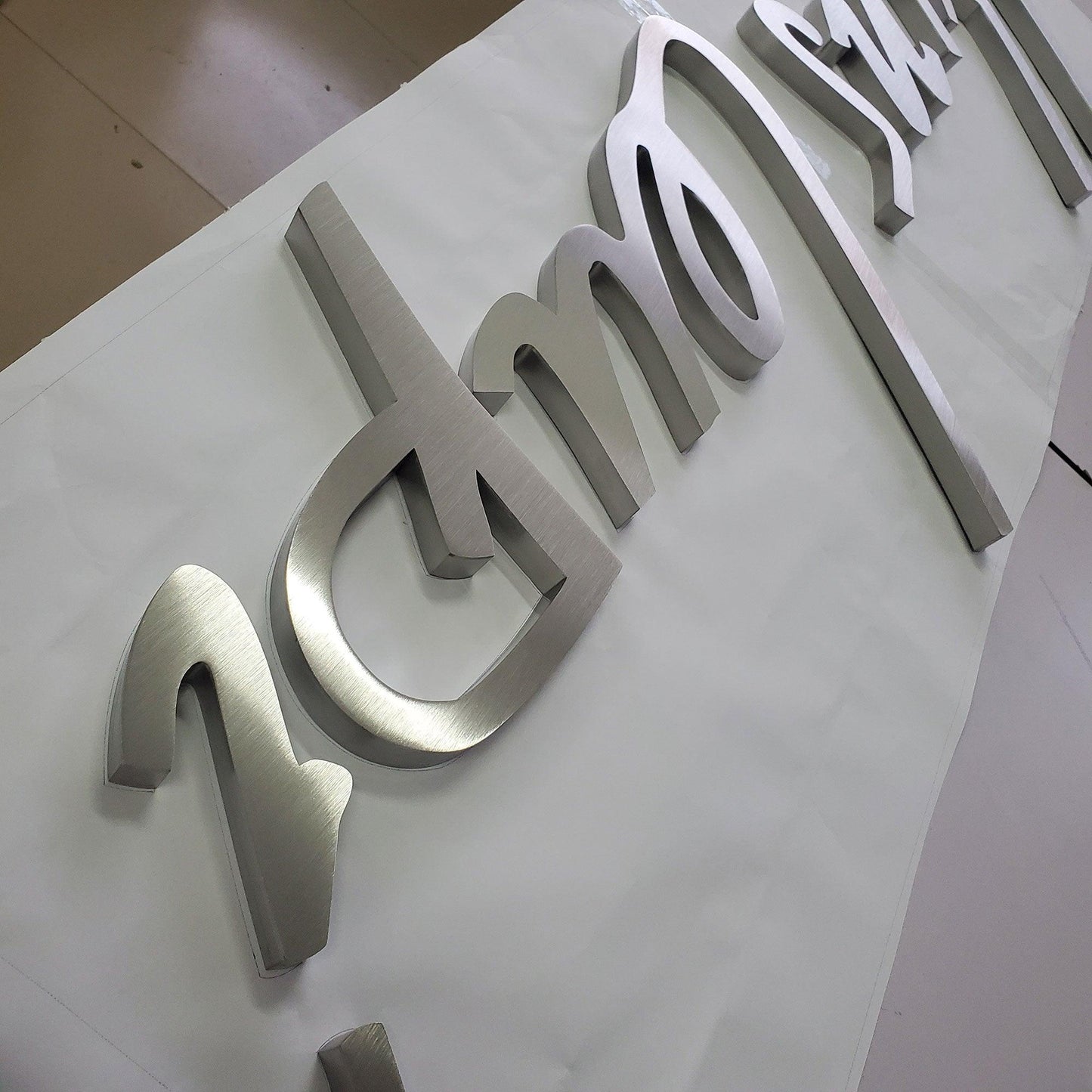 Stainless Steel Channel Letters Factory Price Non-illuminated 3D Laser Cut Letter Alphabet Number Signs for Buildings
