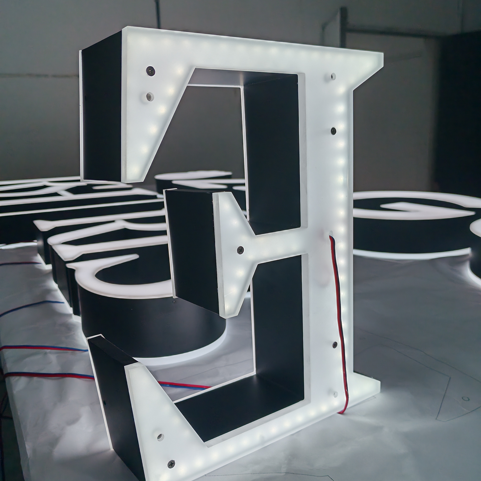 Business 3D Signboard Brand Logo Illuminated Sign Led Shop Front  Double Sided Led Channel Letters
