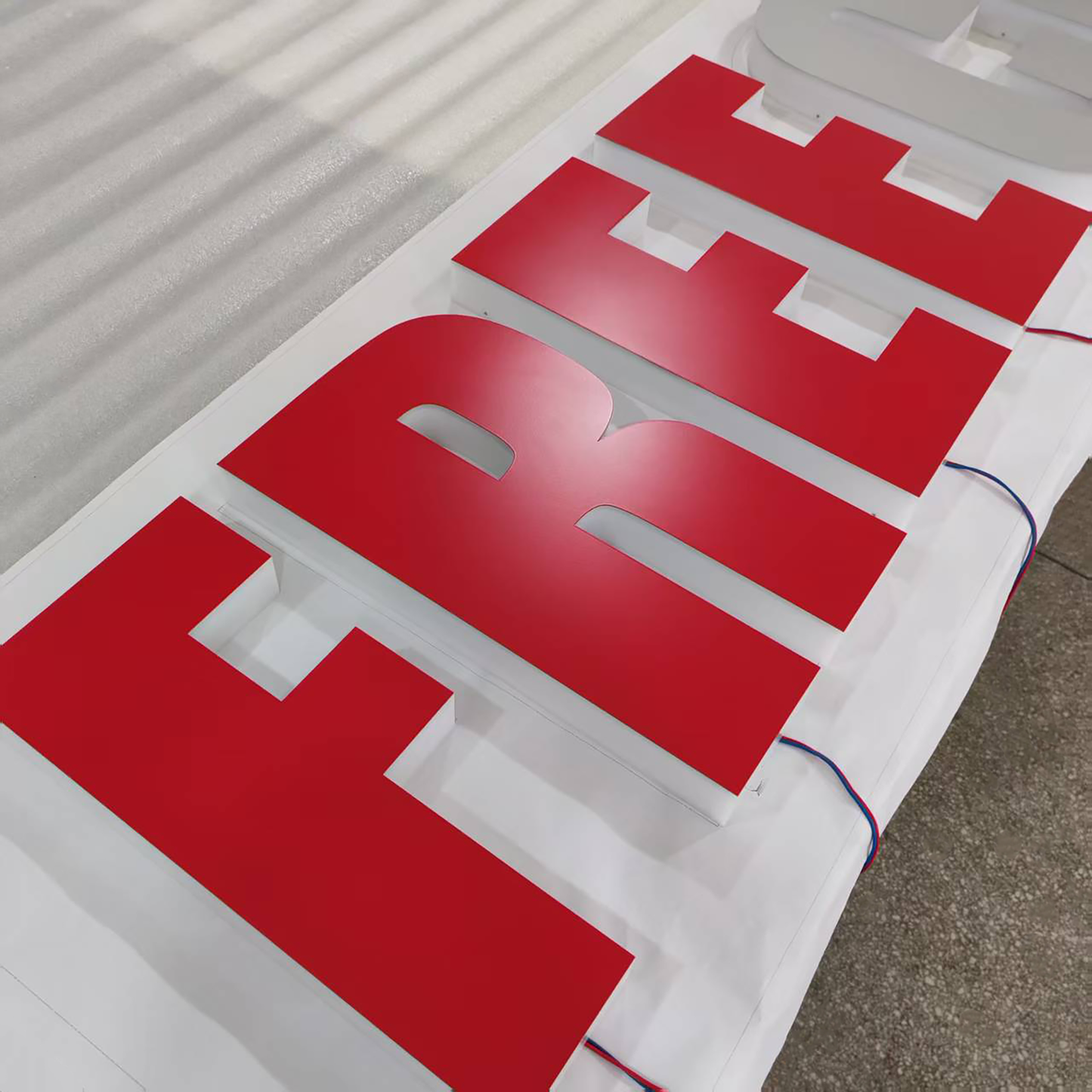 Customized 3D Waterproof Acrylic LED Channel Letters Exterior Business Side Lighting Sign Letters