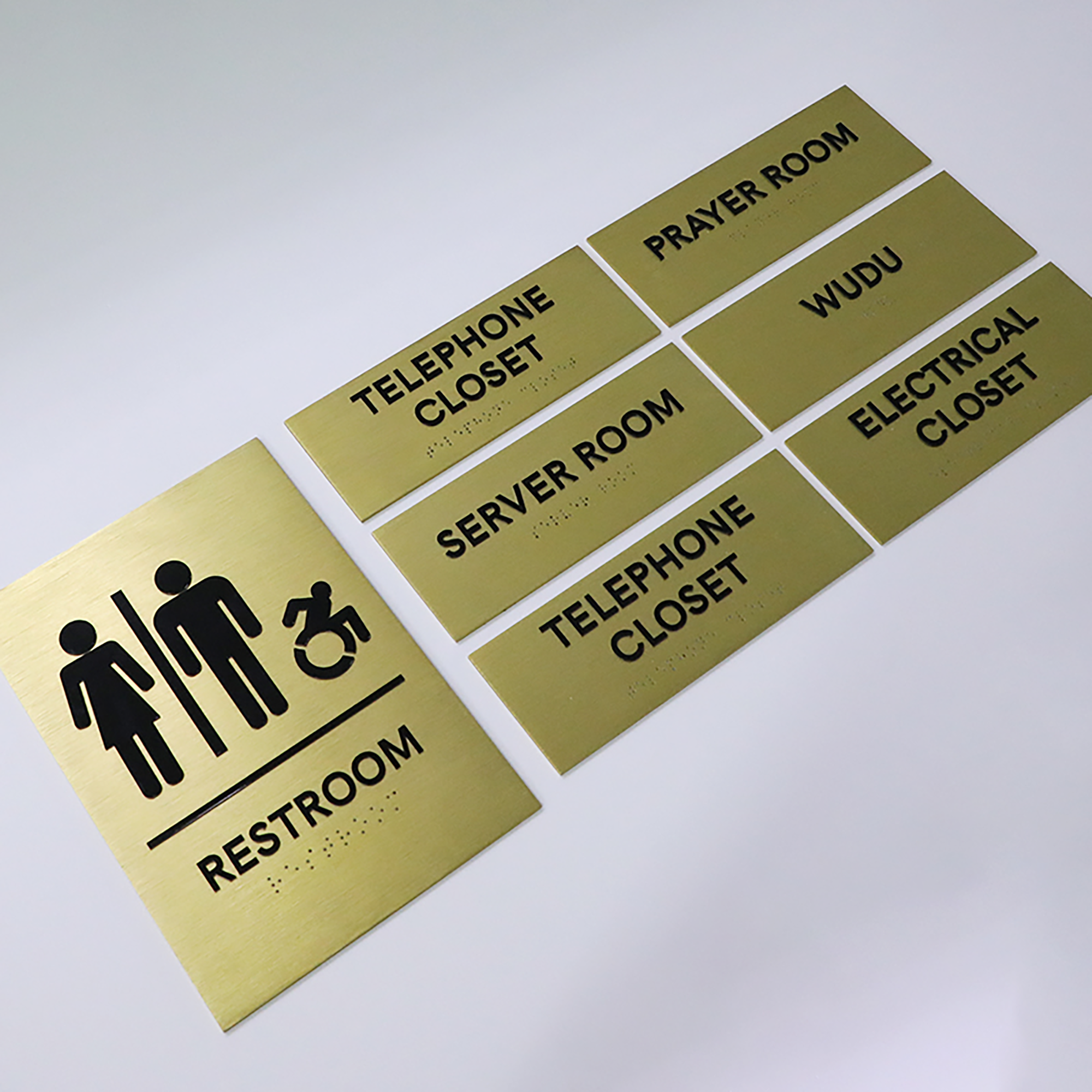 Customized Stainless Steel Gold Brushed Braille Wall Signs Office Indoor 3D Acrylic Cut Braille Sign