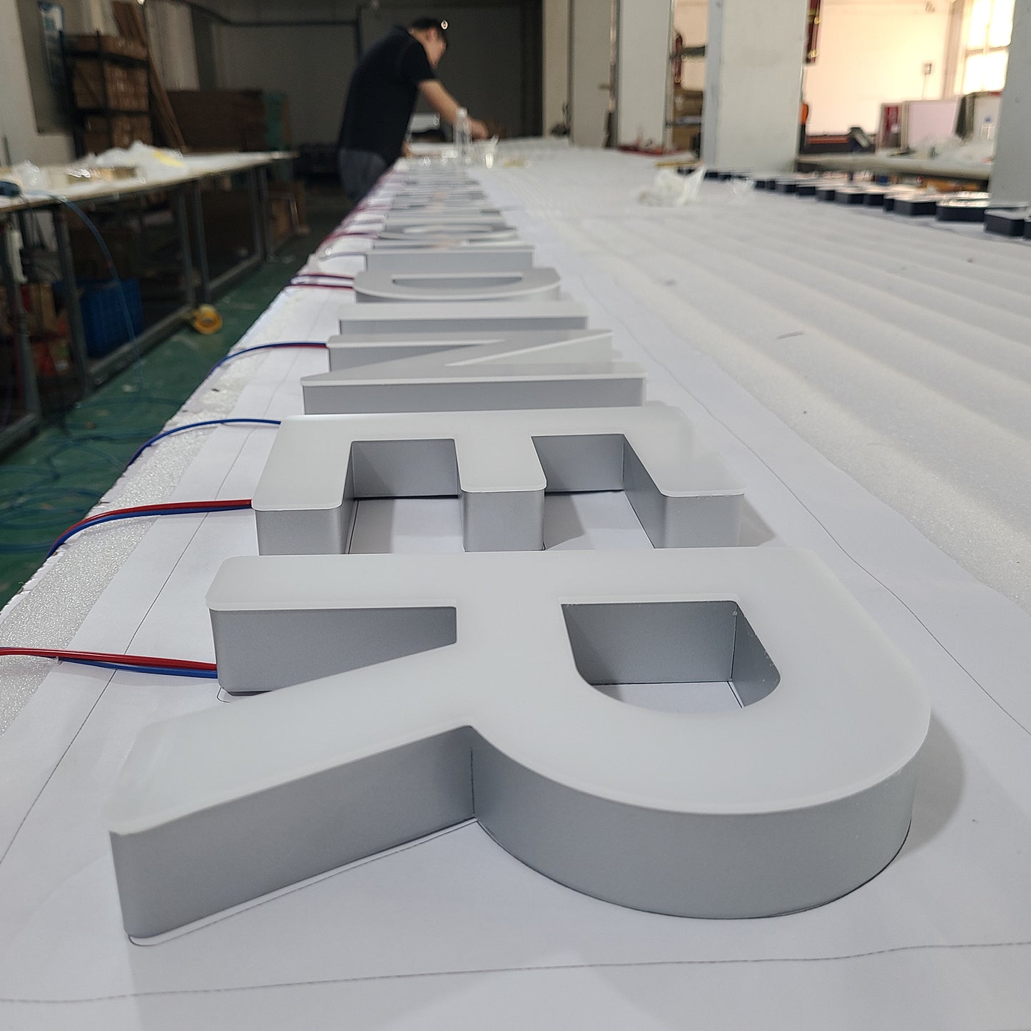 Waterproof Exterior 3D Led Shop Signage Logo Electronic Business Channel Letter Sign Smoke Shop Custom Signage