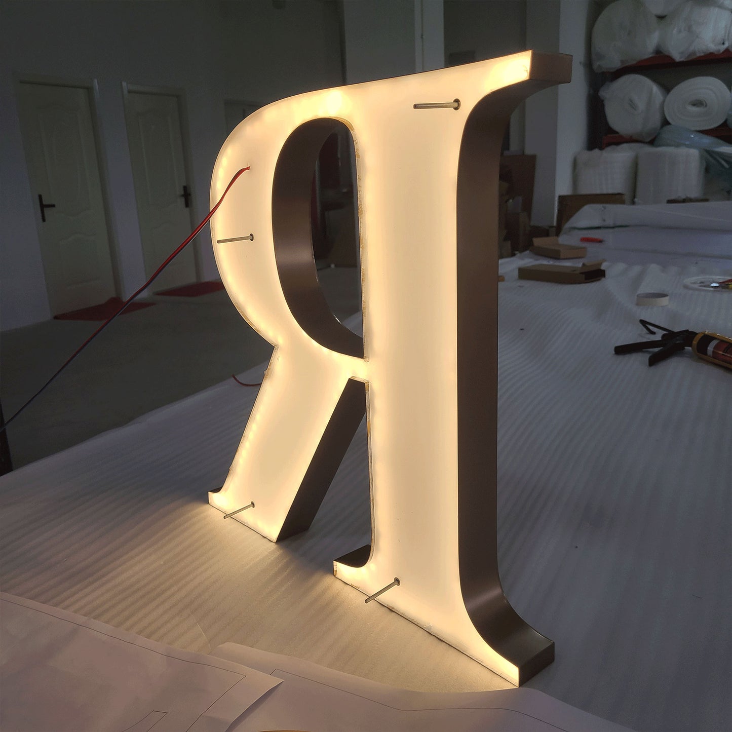 Led Channel Letters Outdoor Store Front Signage 3D Stainless Steel Logo Sign Halo Lit Electronic Illuminated Signs