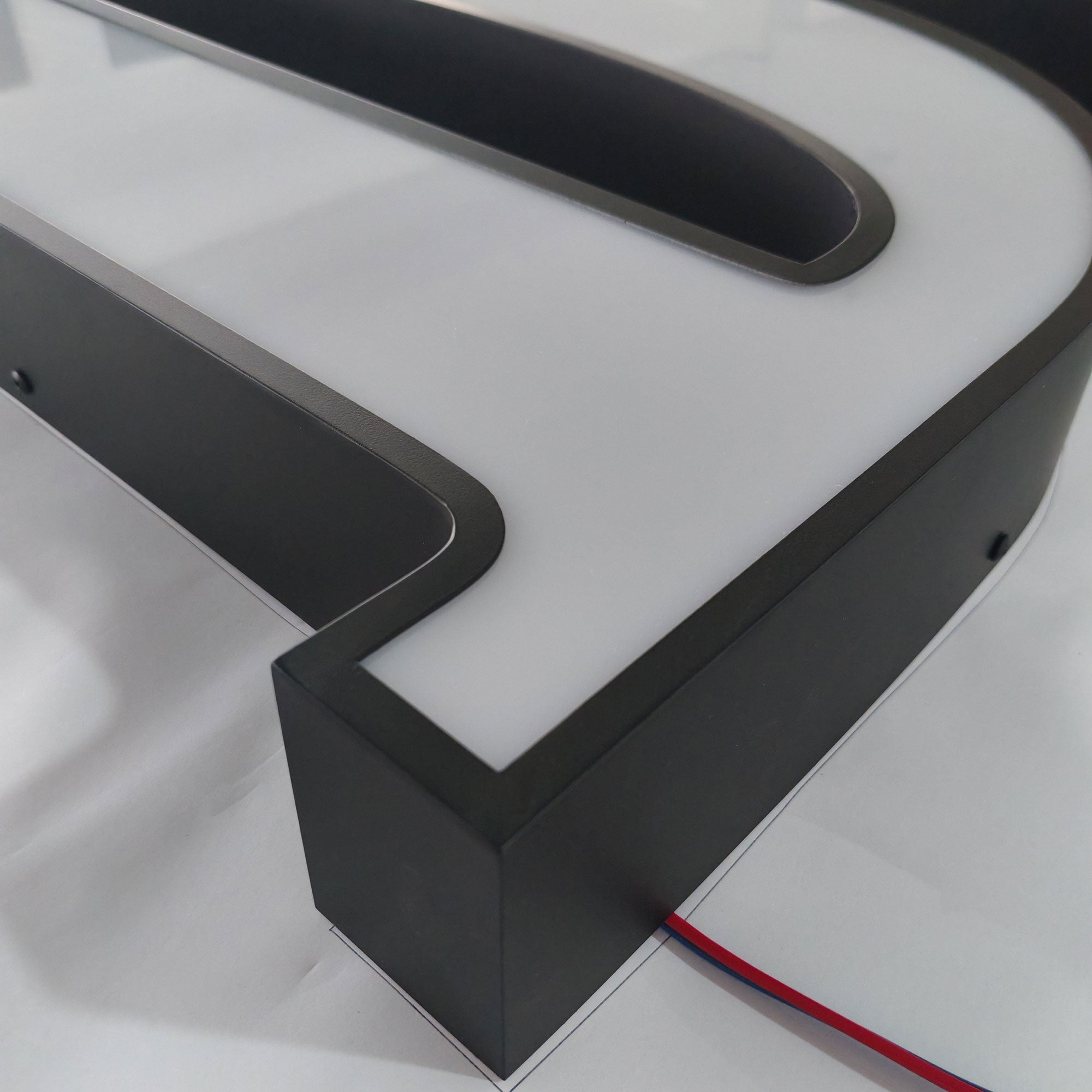 Stainless Steel Frontlit Sign Exterior Led Letter Sign with Trimcap Metal Led Channel Letter Sign with Paint