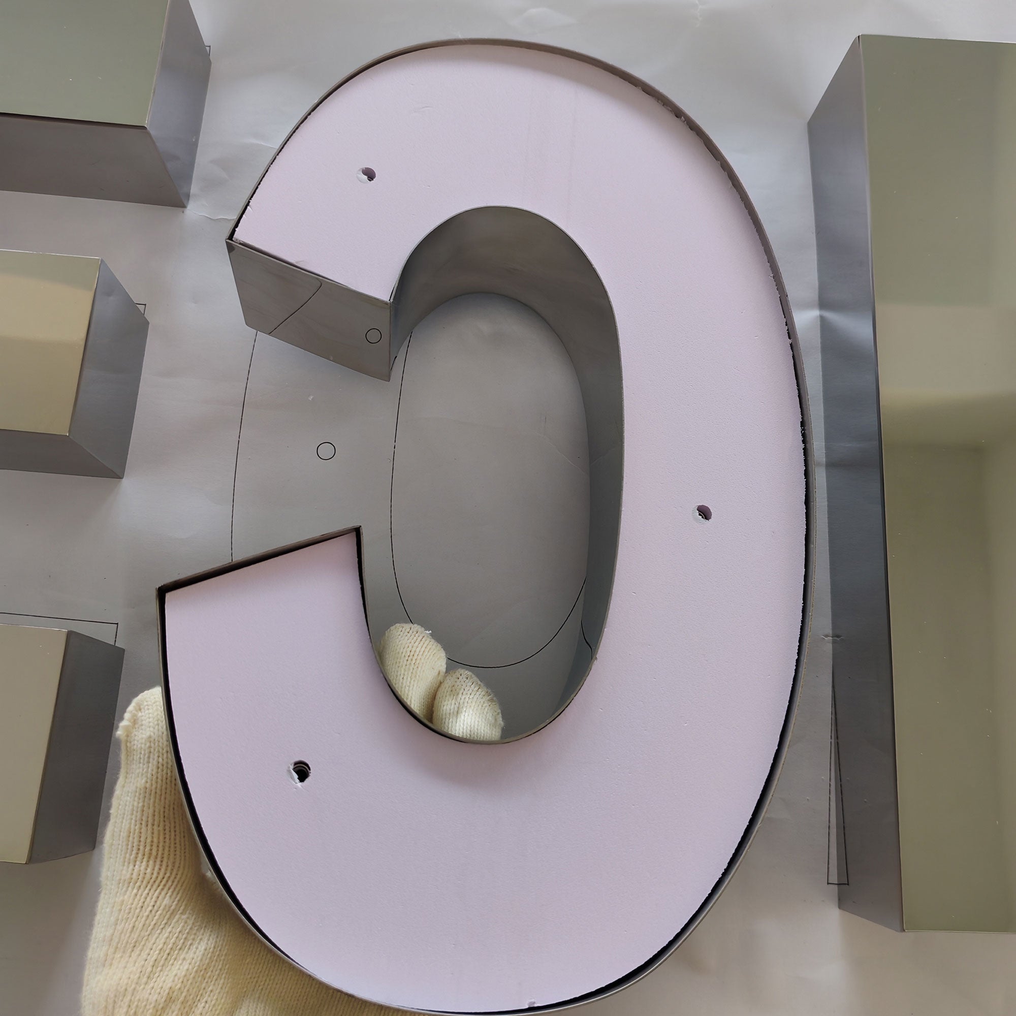 Personalized 3D Metal Letter Signs Custom Business Wall Decor Sign Mirror Face Stainless Steel Channel Letters Signages