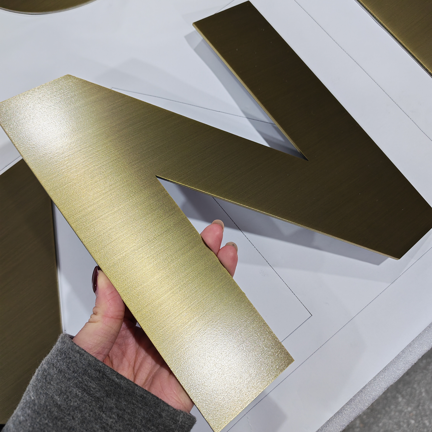 Company Lobby Wall Metal Signage Custom Flat Cut Stainless Steel Letters with Bronze Brushed Finish